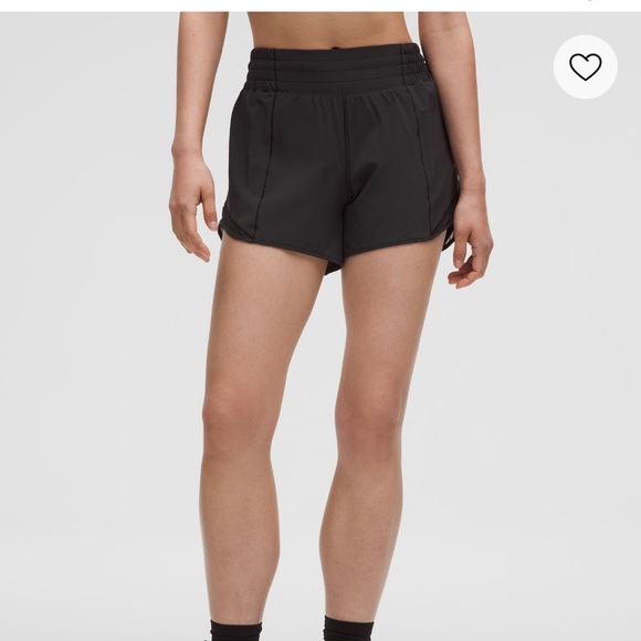 lululemon athletica Pants - Lululemon// EUC Hotty Hot Shorts 4” in black